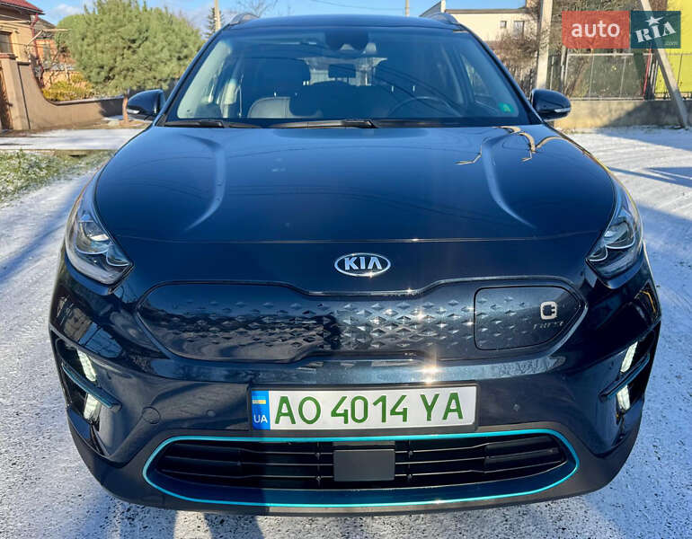Позашляховик / Кросовер Kia Niro 2019 в Виноградові