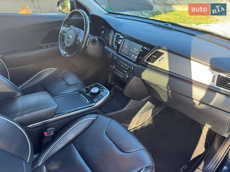 Позашляховик / Кросовер Kia Niro 2019 в Виноградові