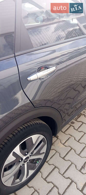 Внедорожник / Кроссовер Kia Niro 2019 в Дрогобыче