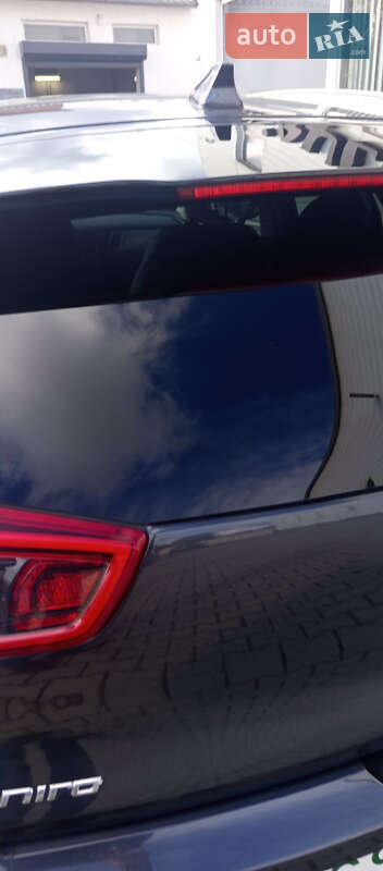 Внедорожник / Кроссовер Kia Niro 2019 в Дрогобыче