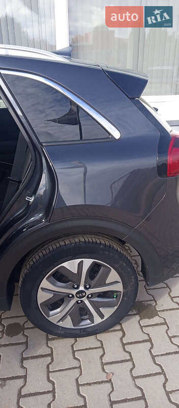 Внедорожник / Кроссовер Kia Niro 2019 в Дрогобыче