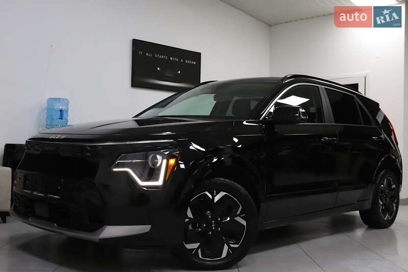 Внедорожник / Кроссовер Kia Niro 2024 в Дрогобыче