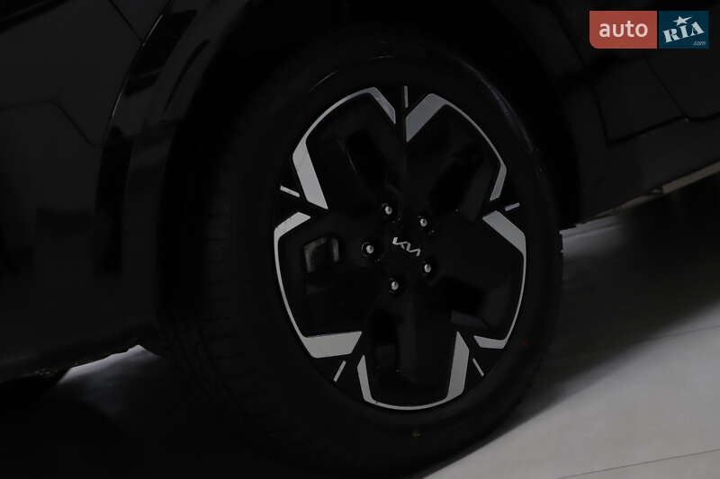 Внедорожник / Кроссовер Kia Niro 2024 в Дрогобыче