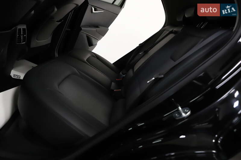 Внедорожник / Кроссовер Kia Niro 2024 в Дрогобыче