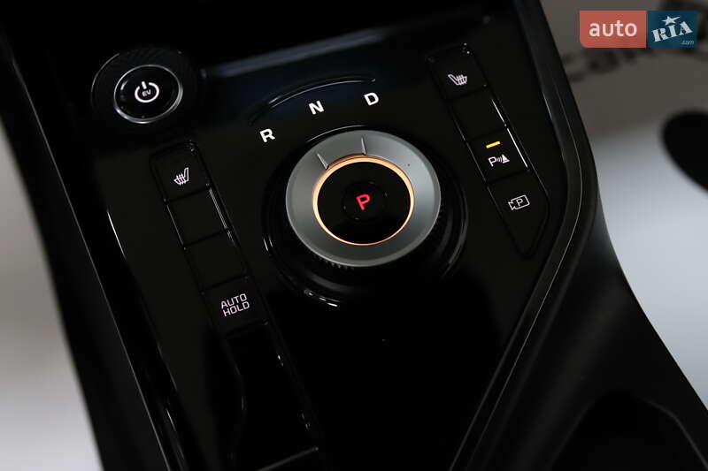 Внедорожник / Кроссовер Kia Niro 2024 в Дрогобыче