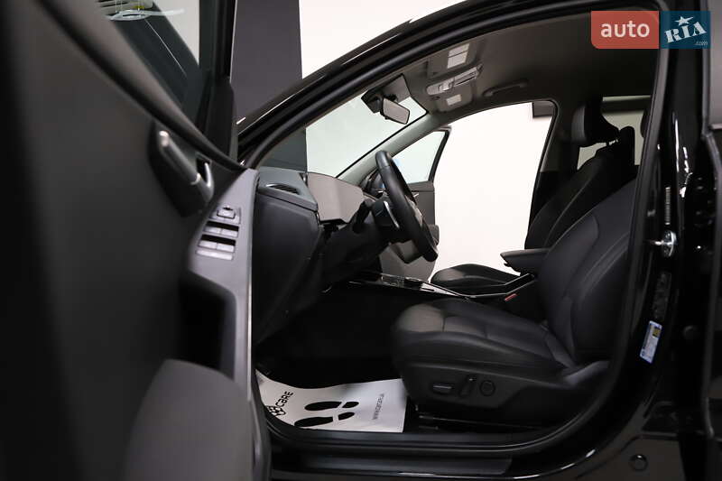 Внедорожник / Кроссовер Kia Niro 2024 в Дрогобыче