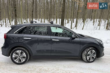 Внедорожник / Кроссовер Kia Niro 2019 в Каменец-Подольском