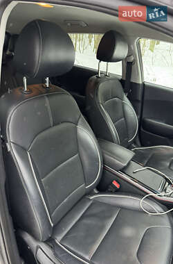 Внедорожник / Кроссовер Kia Niro 2019 в Каменец-Подольском