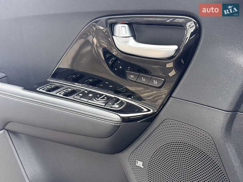 Внедорожник / Кроссовер Kia Niro 2022 в Дрогобыче