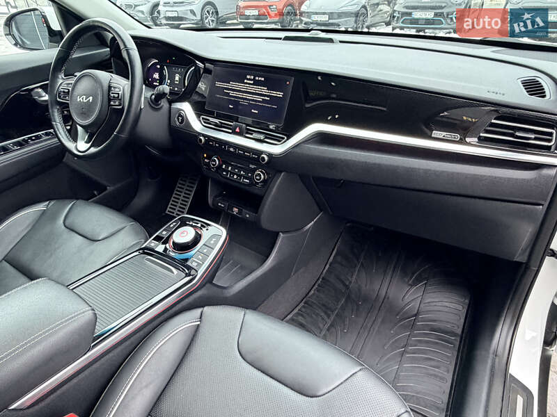 Внедорожник / Кроссовер Kia Niro 2022 в Дрогобыче