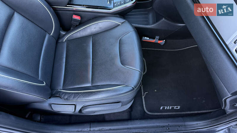Внедорожник / Кроссовер Kia Niro 2019 в Киеве