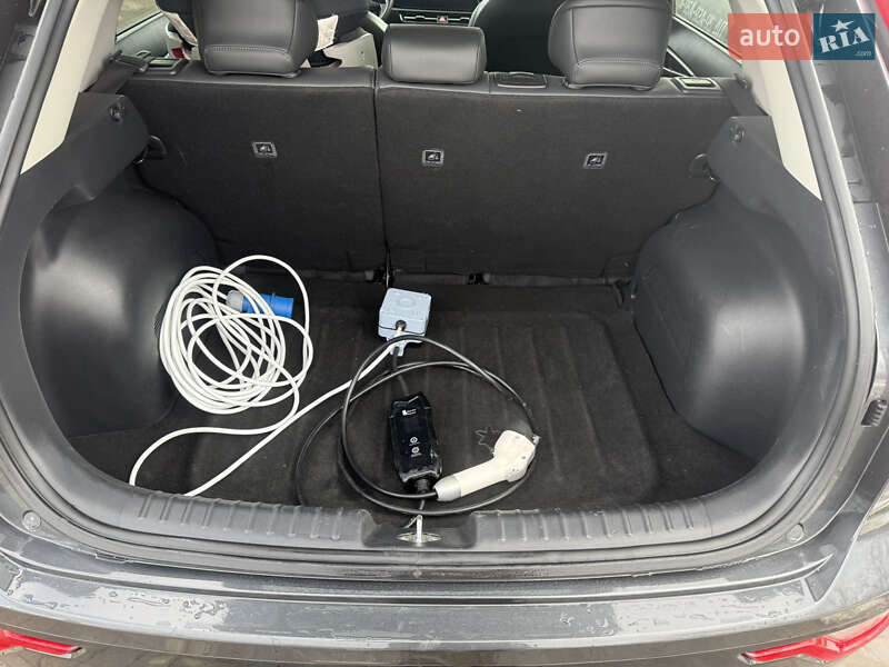 Внедорожник / Кроссовер Kia Niro 2023 в Трускавце