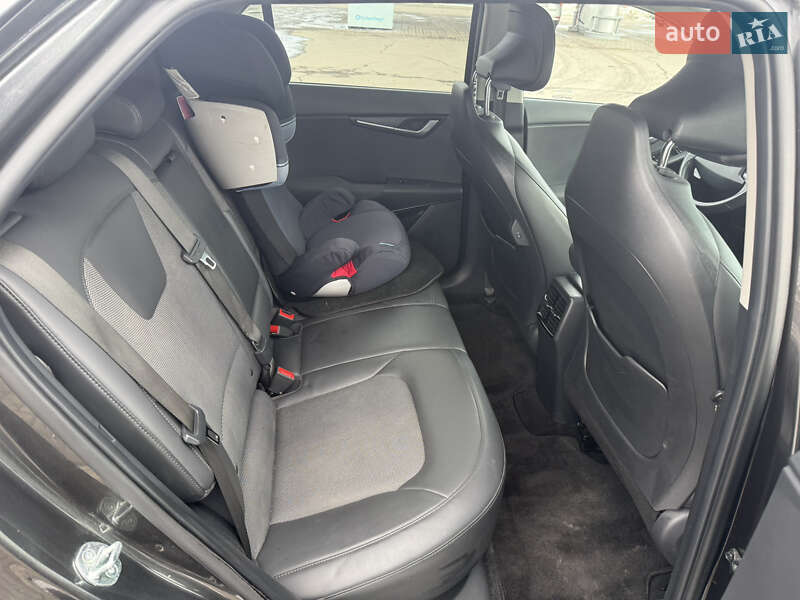 Внедорожник / Кроссовер Kia Niro 2023 в Трускавце