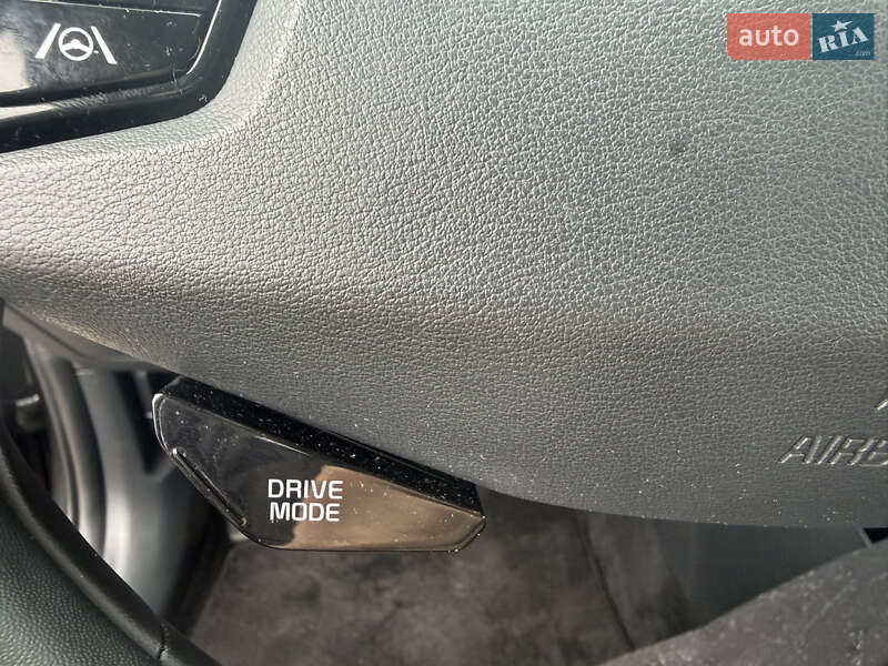 Внедорожник / Кроссовер Kia Niro 2023 в Трускавце