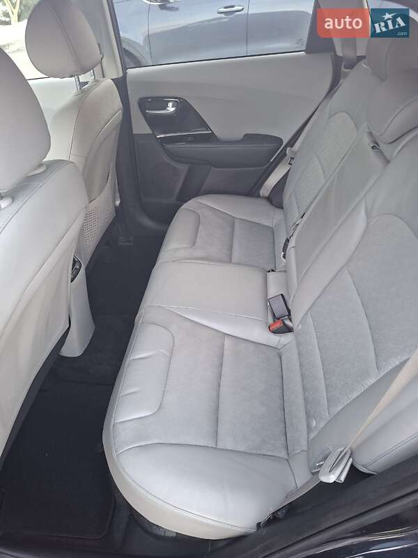 Внедорожник / Кроссовер Kia Niro 2019 в Львове фото 20 Внедорожник / Кроссовер Kia Niro 2019 в Львове