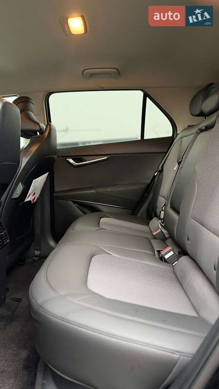 Позашляховик / Кросовер Kia Niro 2025 в Ужгороді