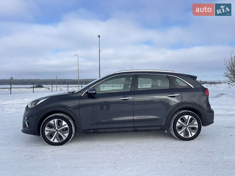 Позашляховик / Кросовер Kia Niro 2020 в Львові