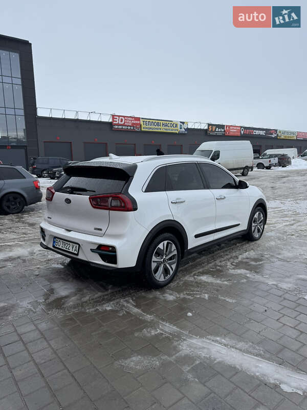 Внедорожник / Кроссовер Kia Niro 2019 в Тернополе фото 3 Внедорожник / Кроссовер Kia Niro 2019 в Тернополе