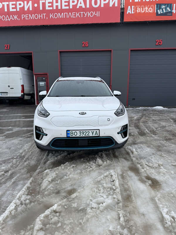 Внедорожник / Кроссовер Kia Niro 2019 в Тернополе фото 8 Внедорожник / Кроссовер Kia Niro 2019 в Тернополе