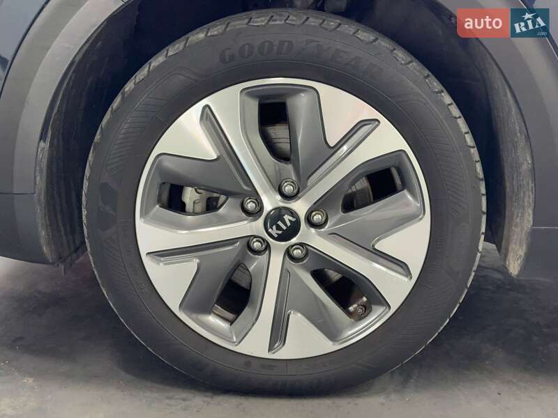 Внедорожник / Кроссовер Kia Niro 2020 в Луцке