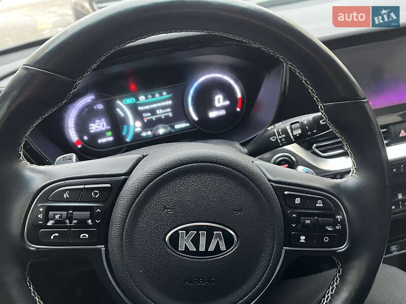 Внедорожник / Кроссовер Kia Niro 2020 в Бердичеве фото 25 Внедорожник / Кроссовер Kia Niro 2020 в Бердичеве