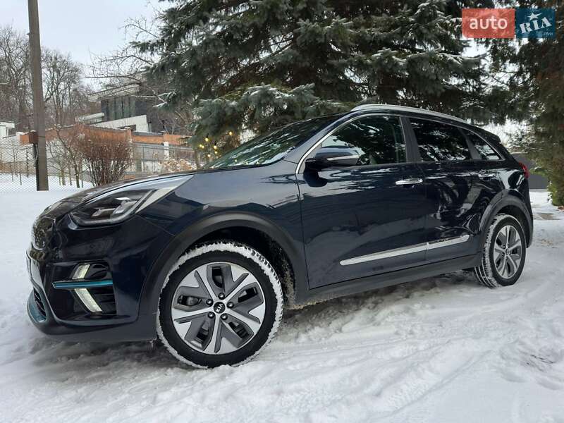 Внедорожник / Кроссовер Kia Niro 2020 в Львове