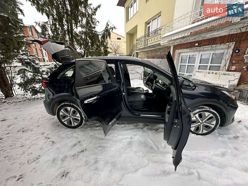 Внедорожник / Кроссовер Kia Niro 2020 в Львове