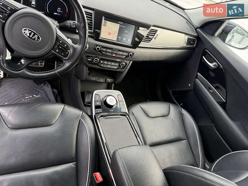 Внедорожник / Кроссовер Kia Niro 2018 в Бережанах фото 33 Внедорожник / Кроссовер Kia Niro 2018 в Бережанах