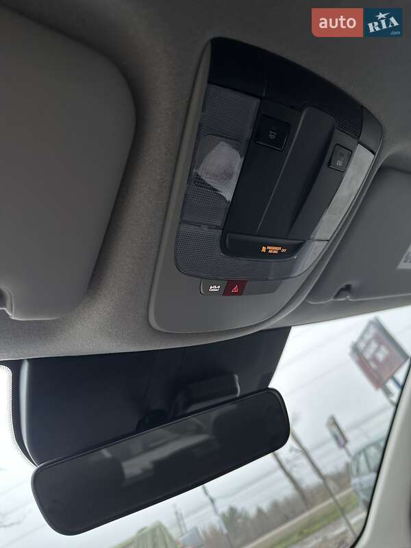 Внедорожник / Кроссовер Kia Niro 2024 в Белогородке