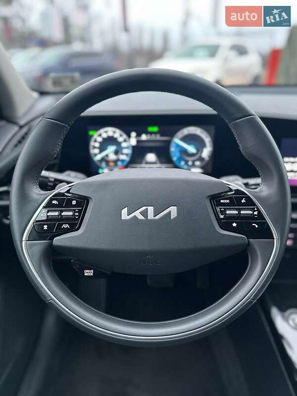 Внедорожник / Кроссовер Kia Niro 2024 в Белогородке