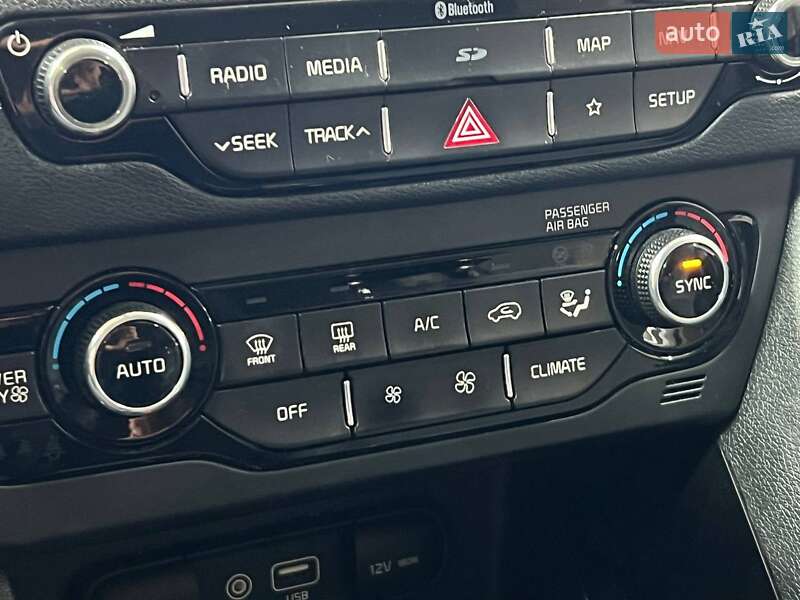 Внедорожник / Кроссовер Kia Niro 2018 в Одессе