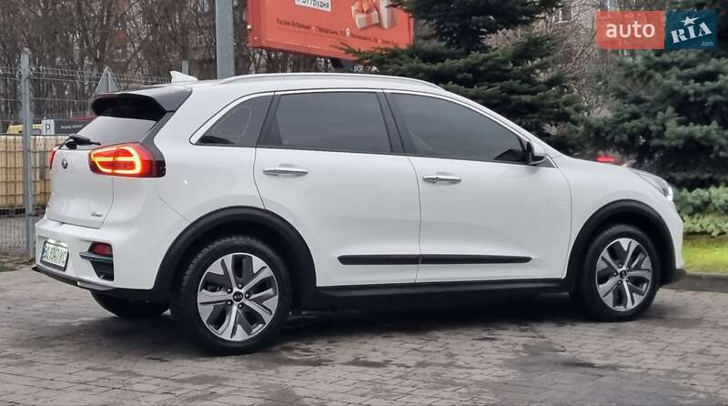 Внедорожник / Кроссовер Kia Niro 2020 в Львове фото 17 Внедорожник / Кроссовер Kia Niro 2020 в Львове