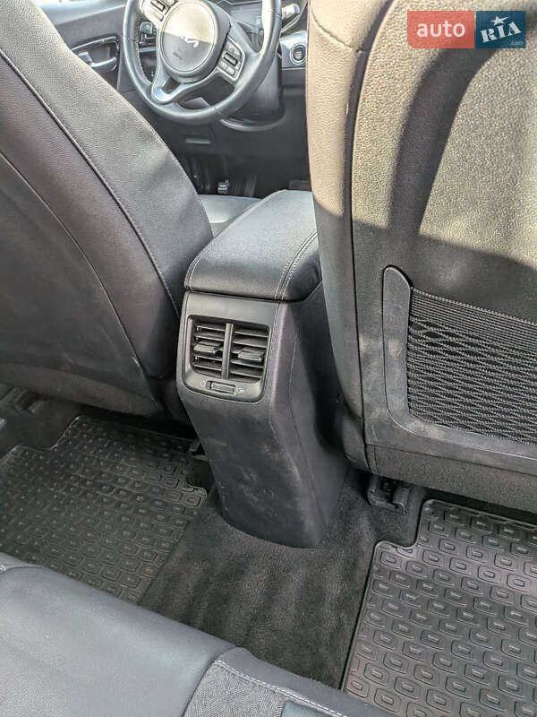 Внедорожник / Кроссовер Kia Niro 2022 в Львове