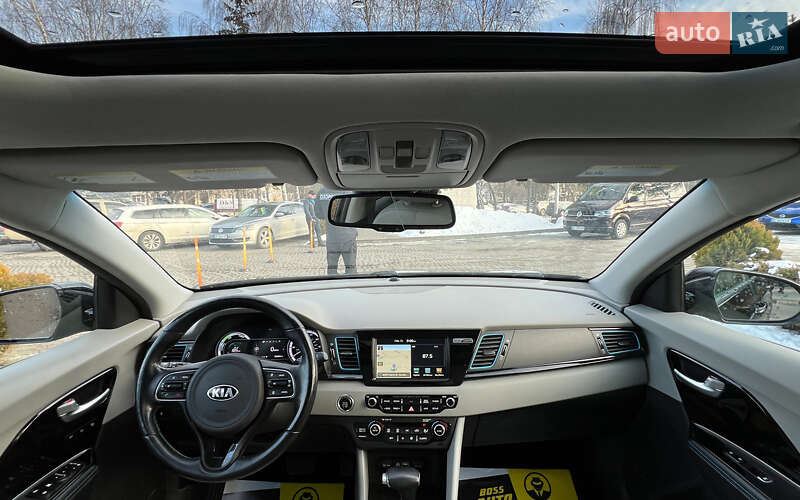 Внедорожник / Кроссовер Kia Niro 2018 в Львове