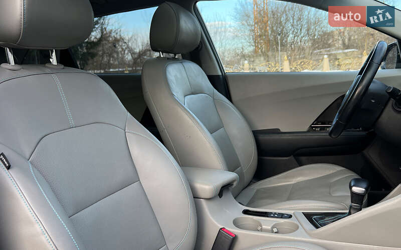 Внедорожник / Кроссовер Kia Niro 2018 в Львове