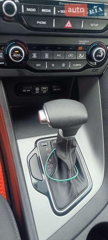 Внедорожник / Кроссовер Kia Niro 2019 в Одессе фото 22 Внедорожник / Кроссовер Kia Niro 2019 в Одессе