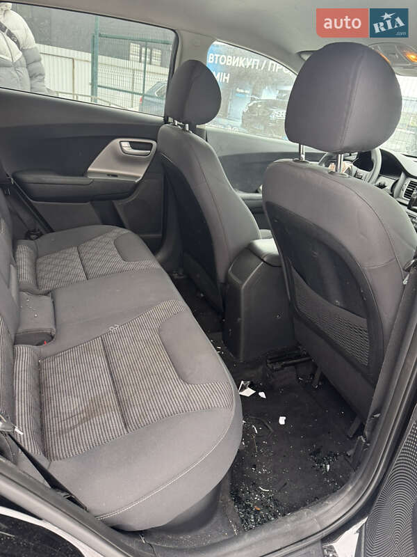 Внедорожник / Кроссовер Kia Niro 2018 в Хмельницком фото 8 Внедорожник / Кроссовер Kia Niro 2018 в Хмельницком