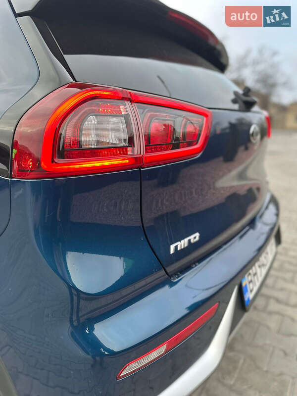 Внедорожник / Кроссовер Kia Niro 2018 в Одессе фото 18 Внедорожник / Кроссовер Kia Niro 2018 в Одессе