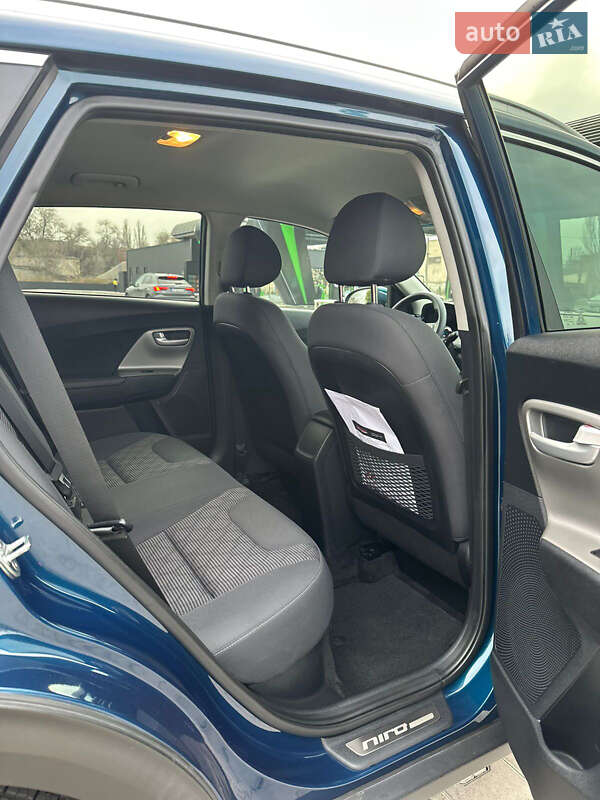 Внедорожник / Кроссовер Kia Niro 2018 в Одессе фото 33 Внедорожник / Кроссовер Kia Niro 2018 в Одессе