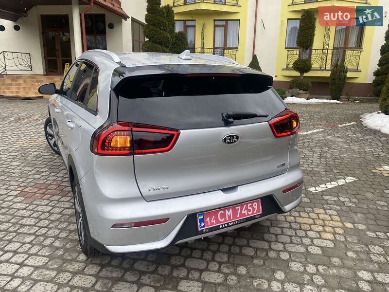 Внедорожник / Кроссовер Kia Niro 2018 в Трускавце фото 15 Внедорожник / Кроссовер Kia Niro 2018 в Трускавце