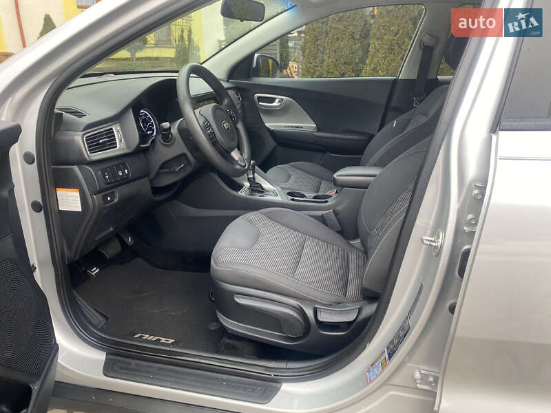 Внедорожник / Кроссовер Kia Niro 2018 в Трускавце фото 21 Внедорожник / Кроссовер Kia Niro 2018 в Трускавце