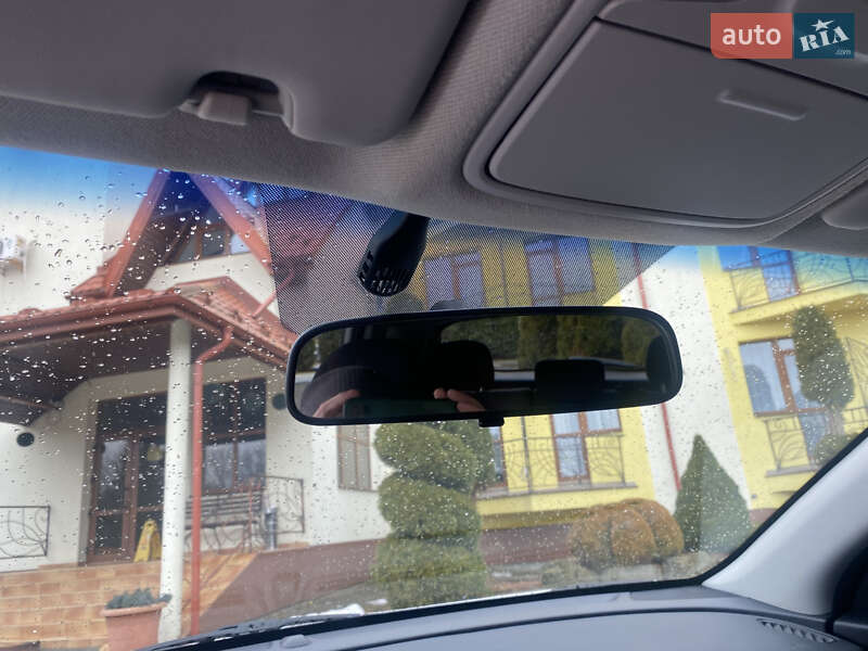 Внедорожник / Кроссовер Kia Niro 2018 в Трускавце фото 30 Внедорожник / Кроссовер Kia Niro 2018 в Трускавце