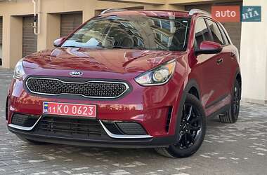Позашляховик / Кросовер Kia Niro 2018 в Дніпрі