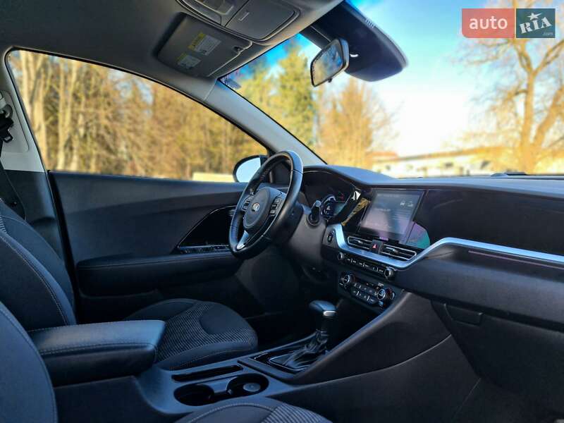 Внедорожник / Кроссовер Kia Niro 2020 в Самборе