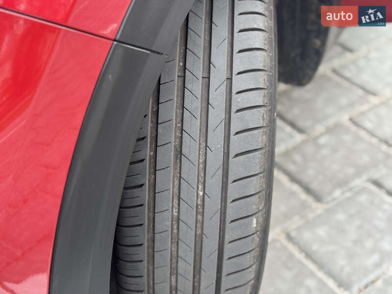 Позашляховик / Кросовер Kia Niro 2018 в Рівному