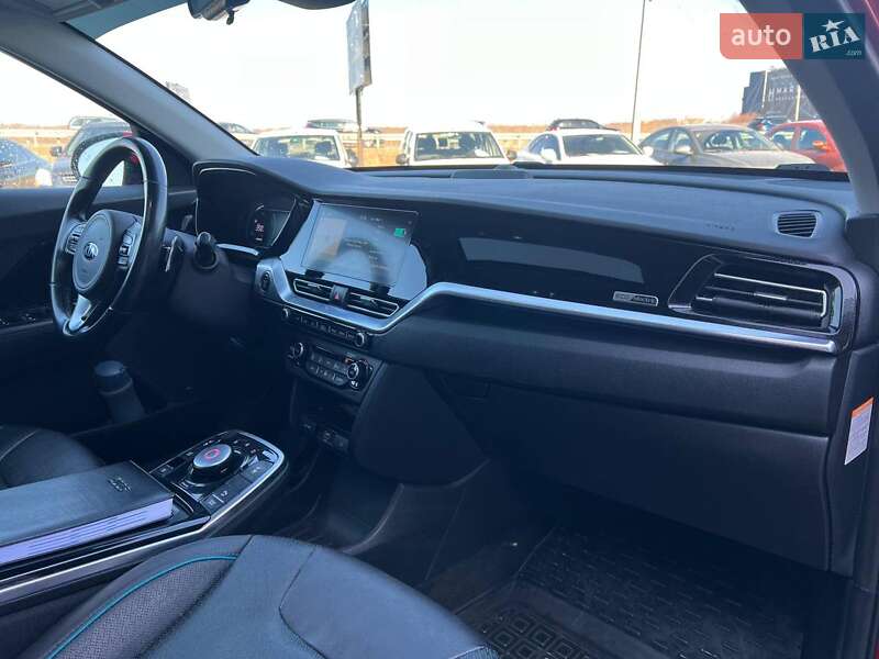 Внедорожник / Кроссовер Kia Niro 2020 в Львове фото 38 Внедорожник / Кроссовер Kia Niro 2020 в Львове