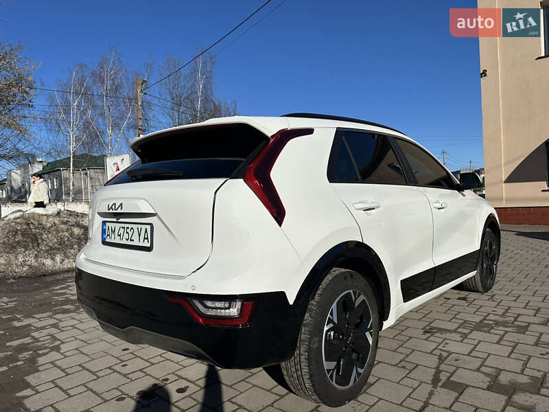 Внедорожник / Кроссовер Kia Niro 2023 в Киеве