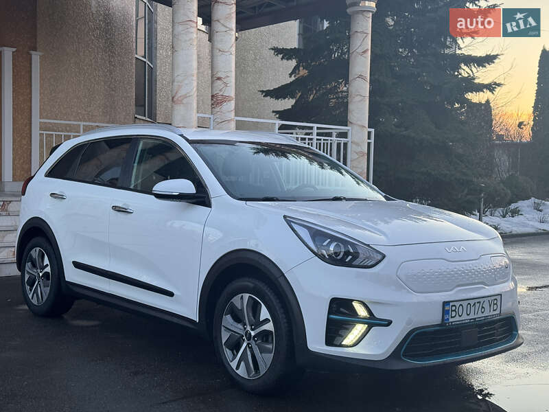 Позашляховик / Кросовер Kia Niro 2021 в Тернополі
