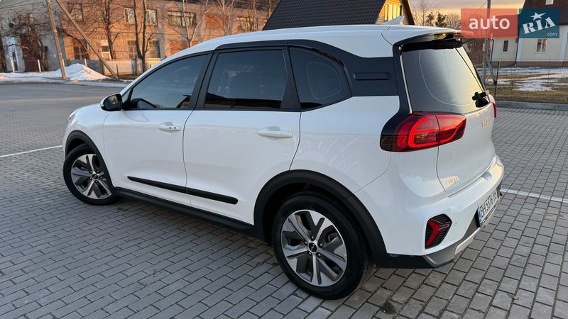 Внедорожник / Кроссовер Kia Niro 2023 в Бершади фото 4 Внедорожник / Кроссовер Kia Niro 2023 в Бершади