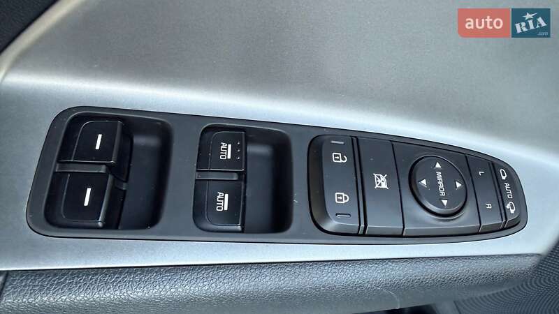 Внедорожник / Кроссовер Kia Niro 2023 в Бершади фото 19 Внедорожник / Кроссовер Kia Niro 2023 в Бершади